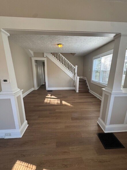 Building Photo - Bates-Hendricks/Newly Remodeled 3 Bedroom ...