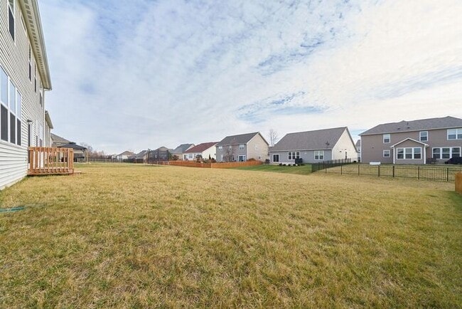 Building Photo - 4 Bedroom With Finished Basement in Westfield!