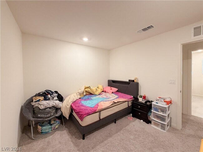 Building Photo - 7008 Dandelion Pk Ave