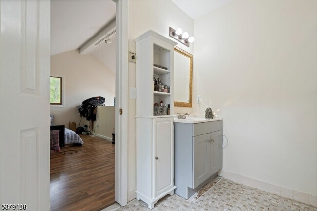 Building Photo - 5 Telluride Ct