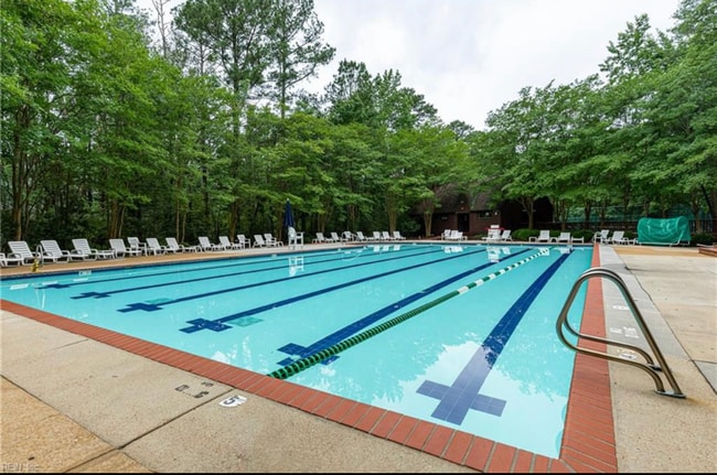 Building Photo - Cozy 2B/2Bath Condo in Chesapeake