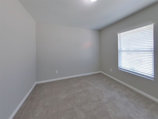 Building Photo - 15680 Del Norte Dr