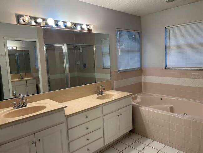 Building Photo - 2396 Nightingale Ln