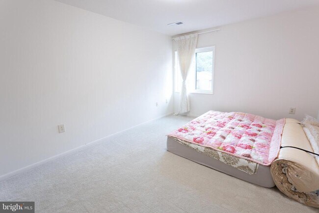 Building Photo - 1540 Northgate Square