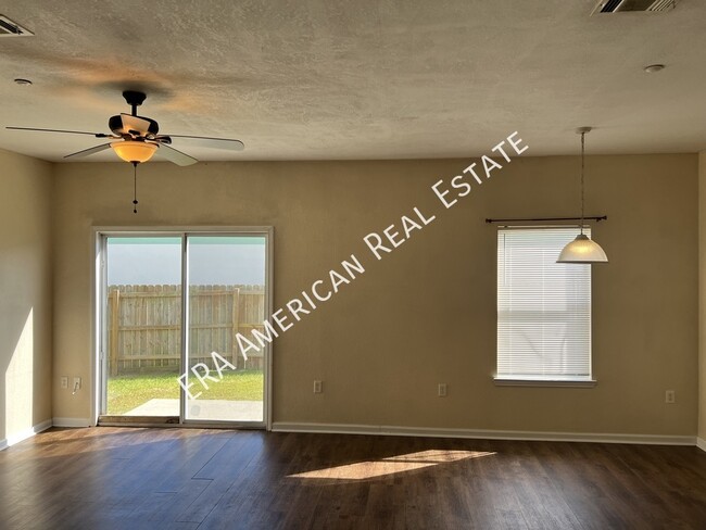 Building Photo - 1028 Anniston Ct