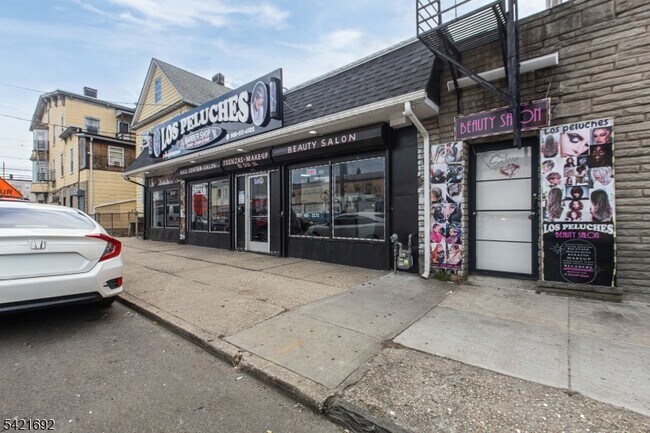 Building Photo - 455 Fulton St