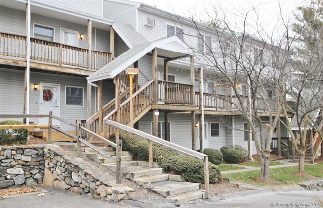 Building Photo - 256 Washington Blvd