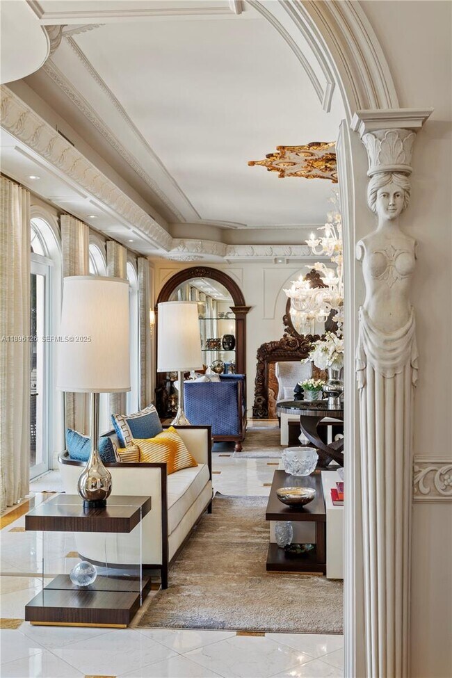 Building Photo - 5801 Pine Tree Dr