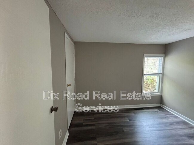 Building Photo - 1205.5 Forrer St