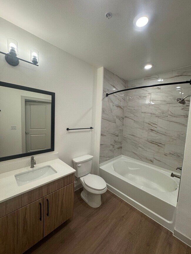 Building Photo - 4465 S Preston Rd