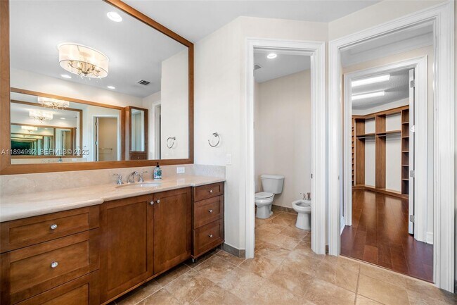 Building Photo - 16796 Strasbourg Ln