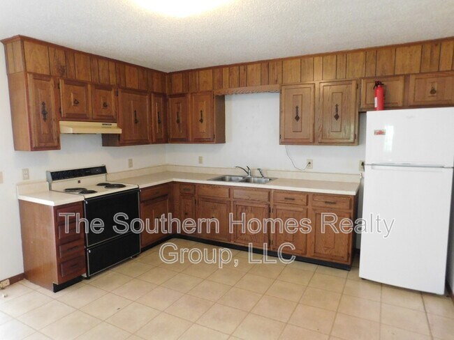 Building Photo - 2439 US-411