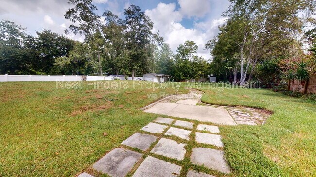 Building Photo - 12345 Tracy Ann Rd