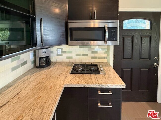 Building Photo - 6231 Royer Ave