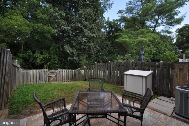 Building Photo - 17404 Founders Mill Dr