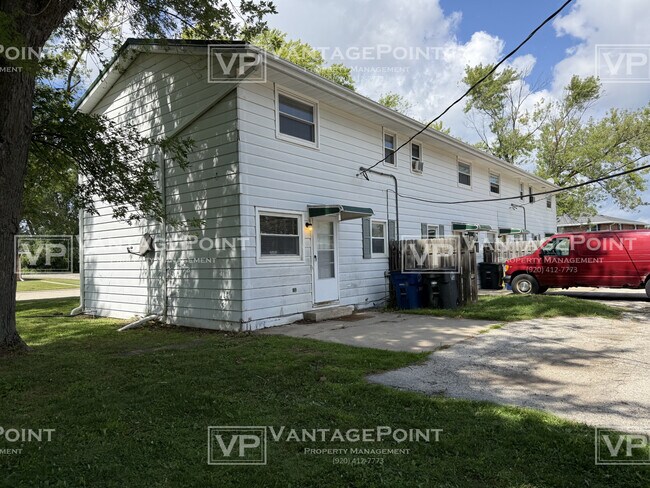 Building Photo - 2117 Carstensen Ln