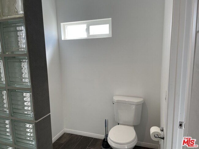 Building Photo - 2877 Gram Dr