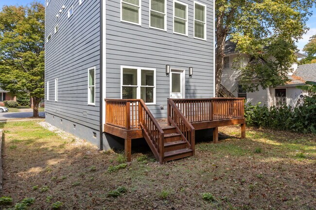 Building Photo - 516 New Bern Ave