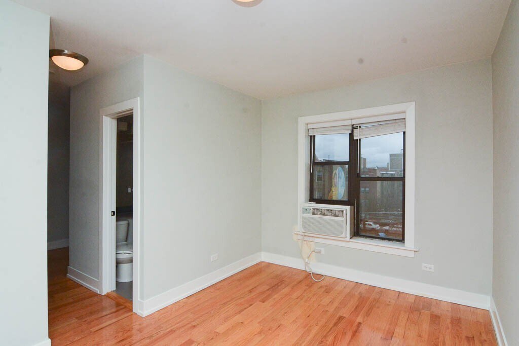 Building Photo - 2830 N Mildred Ave