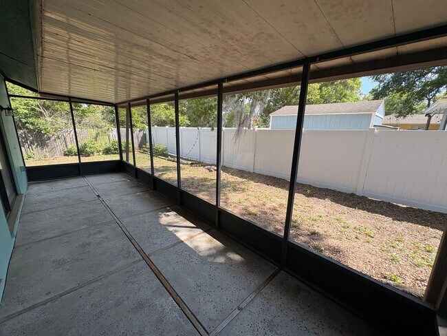 Building Photo - 316/318 Simpson St Duplex