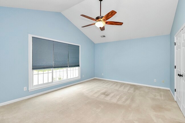 Building Photo - 5916 Downfield Wood Dr