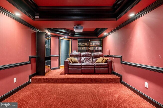 Building Photo - 604 Masters Dr