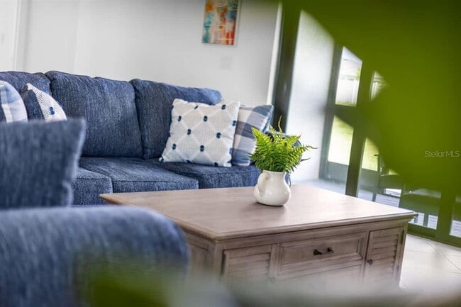 Building Photo - 1638 Saddlewood Cir