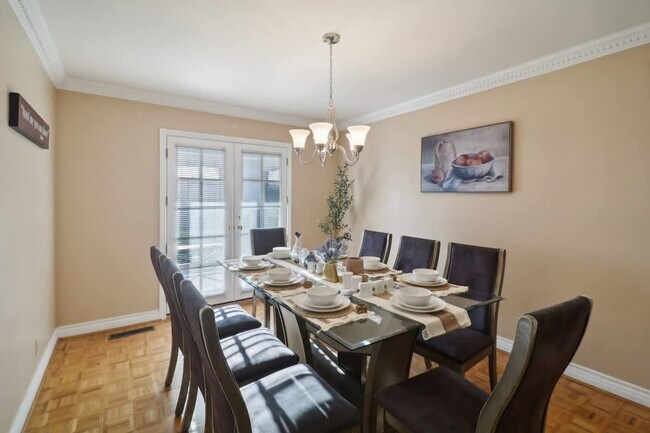 Building Photo - 2908 Lakemont Dr