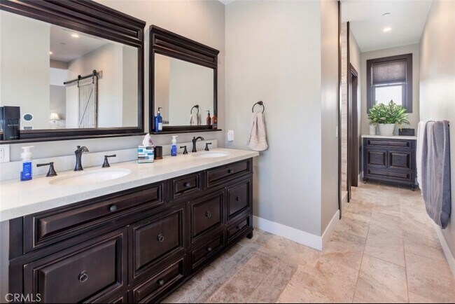 Building Photo - 33791 Colegio Dr