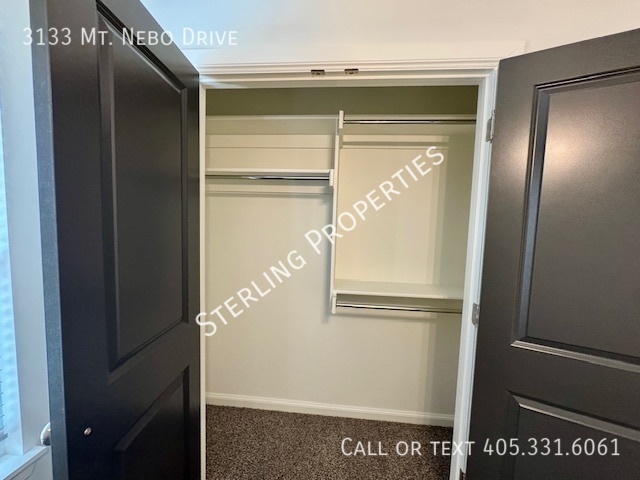 Building Photo - 3133 Mt Nebo Dr