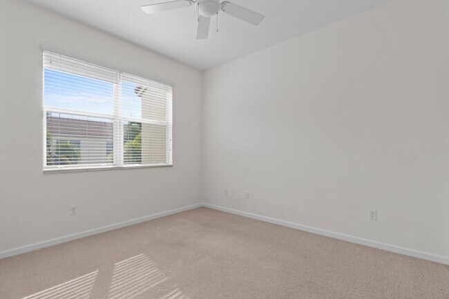 Building Photo - 1439 NW 49th Ln