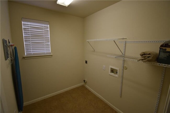 Building Photo - 2133 Oltons Bluff Dr