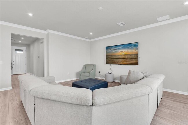 Building Photo - 6353 Timberdale Ave