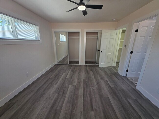 Building Photo - Remodeled Single Story in College neighborhood!