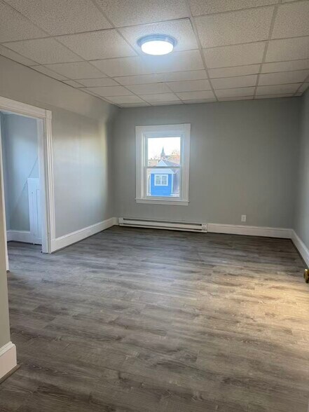 Building Photo - 43 Bradley St