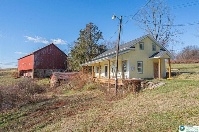 Building Photo - 621 Nursery Rd