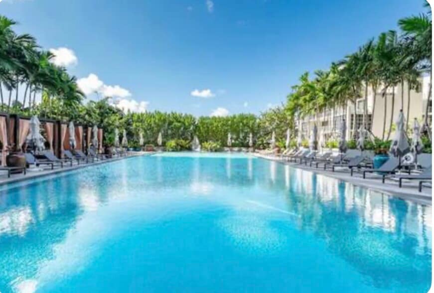 Building Photo - 121 NE 34th St