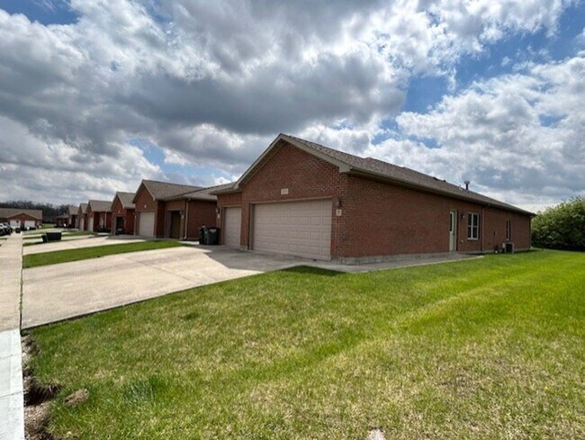 Building Photo - Modern Brick Ranch with 3 Bedrooms, 1.5 Ba...