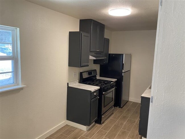 Building Photo - 5514 Little Creek Dr
