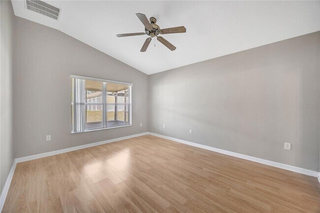 Building Photo - 30435 Annadale Dr