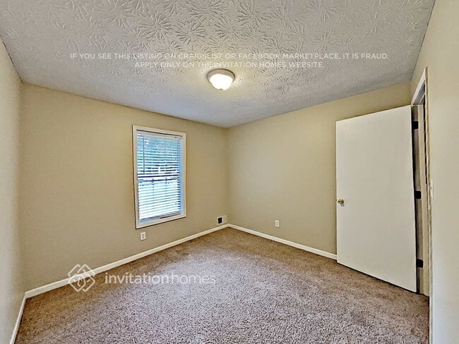 Building Photo - 4968 Turtle Summit