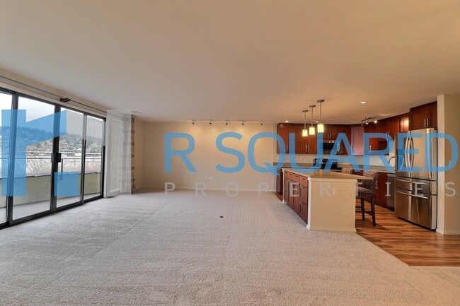 Building Photo - 16925 Inglewood Rd NE