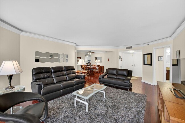 Building Photo - 5200 N Ocean Dr