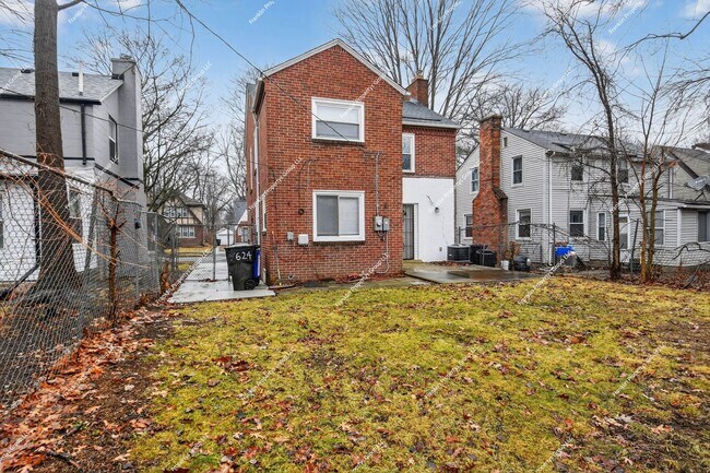 Building Photo - Fully Renovated 3-Bedroom Home in Northwest Detroit