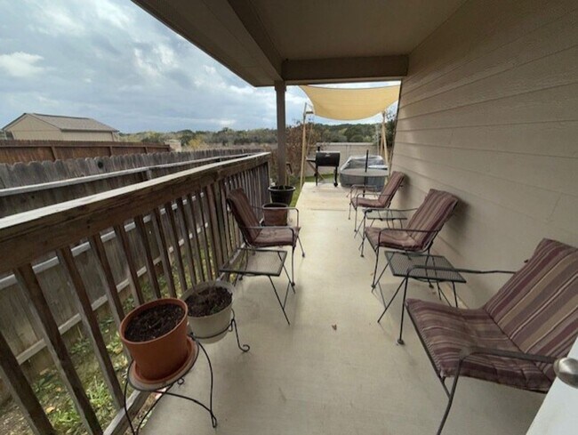 Building Photo - Lovely One-Story Home with Open Floor Plan & Amazing Amenities