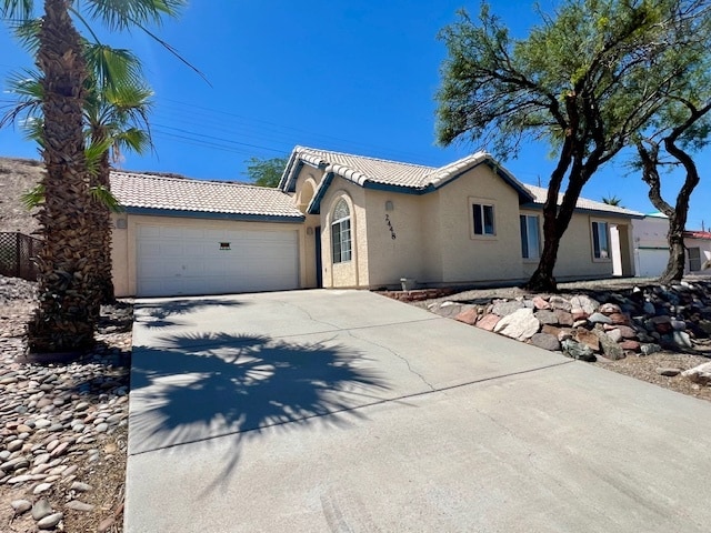 Building Photo - 2448 S Ridge Ave