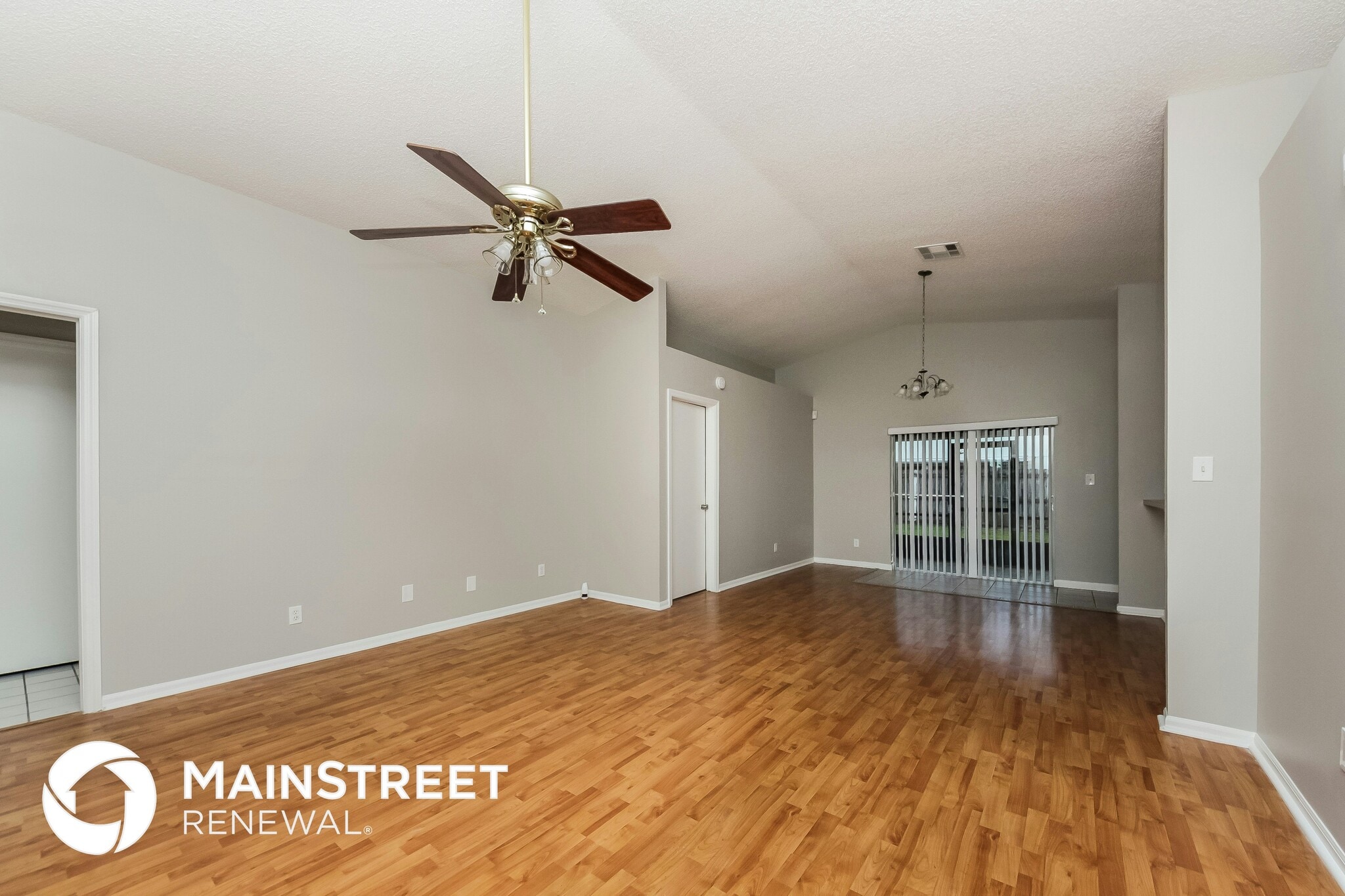 Building Photo - 2739 Woodruff Dr