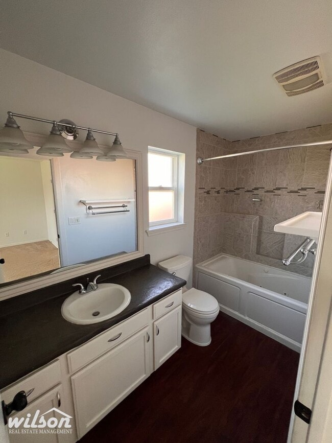 Building Photo - Stylish 4-Bed West Valley Home with Bonus ...