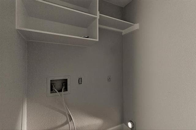 Building Photo - 5204 Sherburne Dr