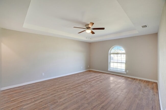 Building Photo - 1216 Horizon Trail